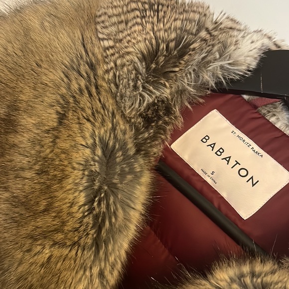 *SOLD* Aritzia Black Babaton Gillian Parka MINT Condition - Picture 12 of 14